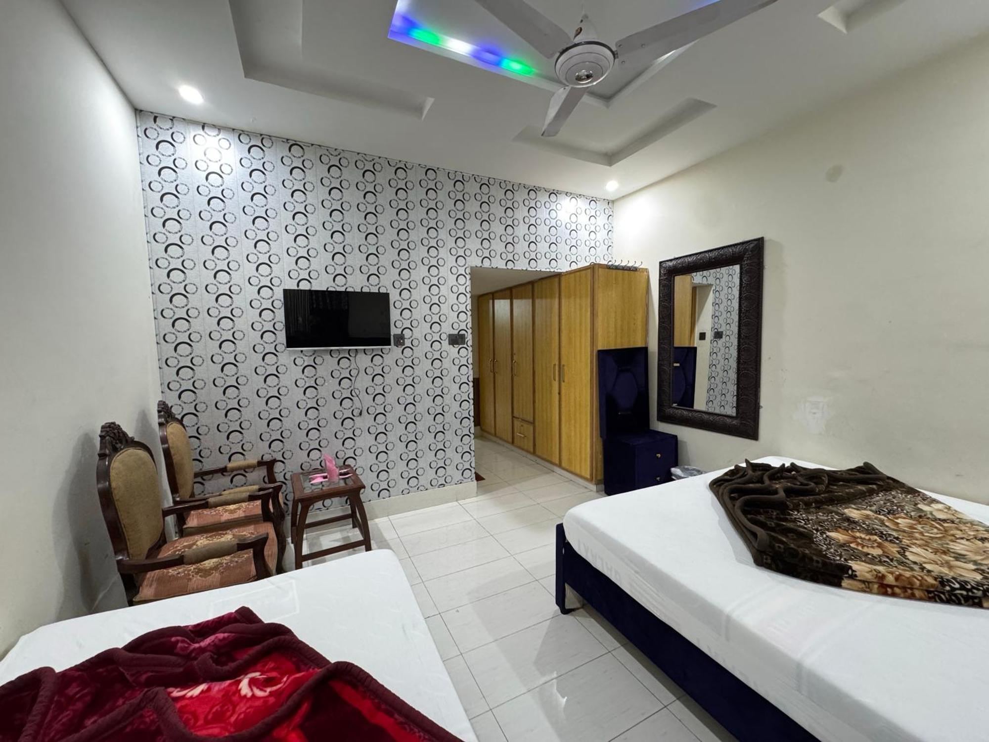 Royal Executive Residency Hotel อิสลามาบัด ภายนอก รูปภาพ